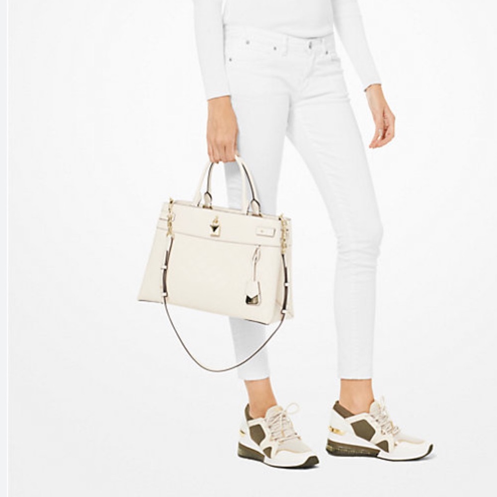 Coach stud Gramercy Satchel - Picture 3 of 11
